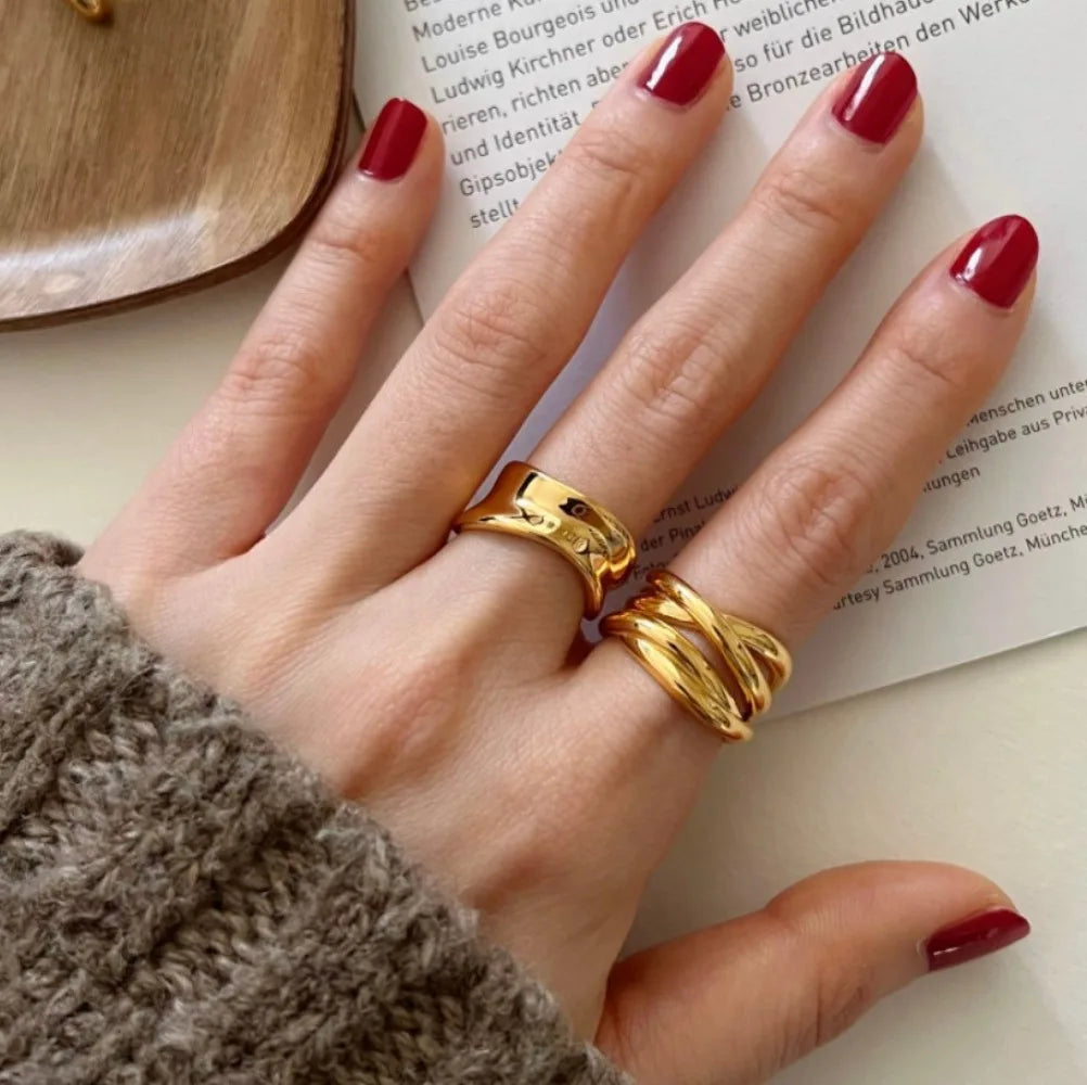 טבעת כסף מינימליסטית בעבודת יד